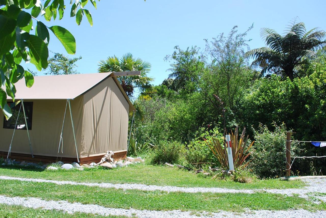 Hotel Omarama Oasis - Permaculture Glamping Pohara Esterno foto